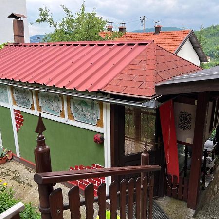 Queen Lägenhet Visoko Exteriör bild