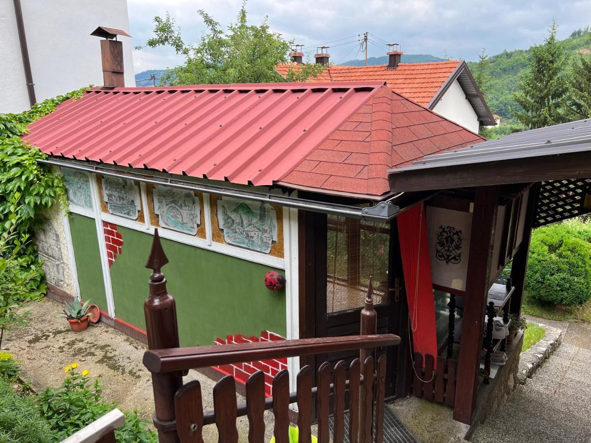 Queen Lägenhet Visoko Exteriör bild
